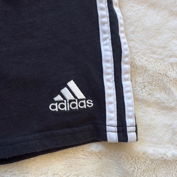 Adidas Black soft Shorts size youth medium - Picture 2 of 8